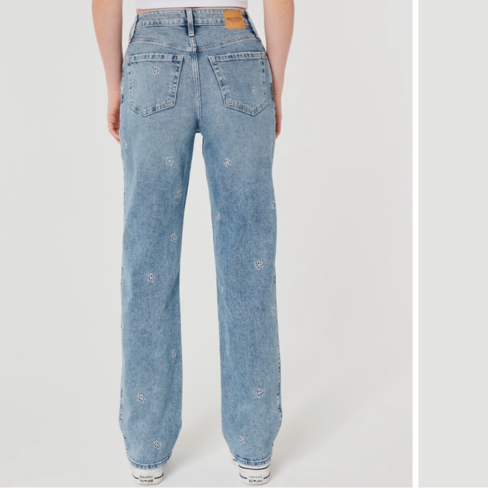 Hollister Ultra High Rise Dad Jean